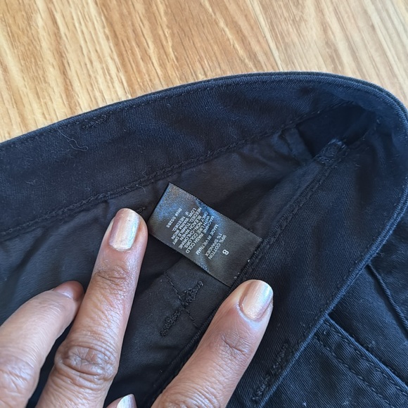 Express Black Women's Shorts - Picture 4 of 8